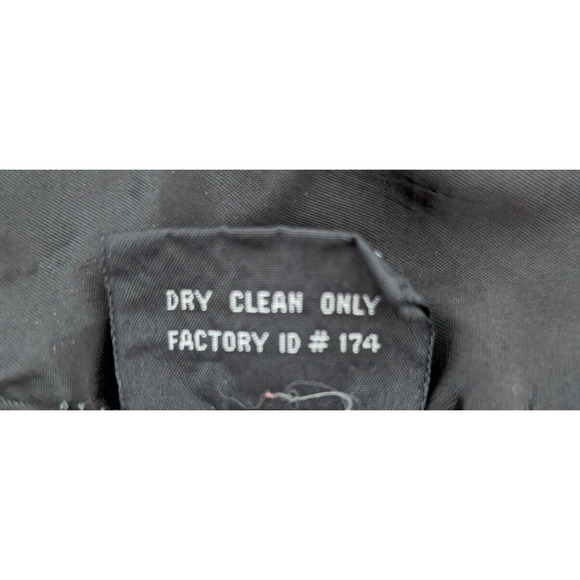 Kenneth Cole Reaction Womens Small Black Windbreaker Nylon Full Zip Lightweight - Picture 6 of 16